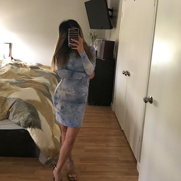 Velvet Torch Tie Dye Dress - Picture 3 of 3